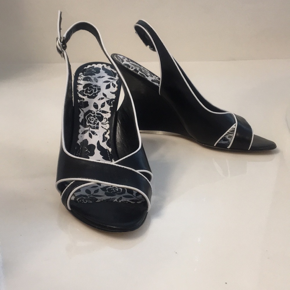 White House Black Market size 7 stacked heel wedge sandals.